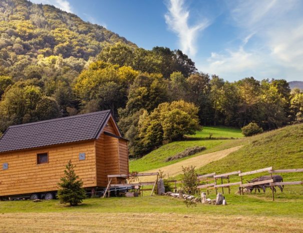 tiny house one airbnb lourdes 3